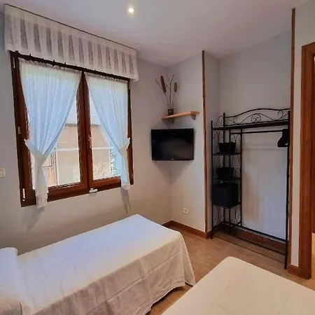 Llanes Valparon 6pax *