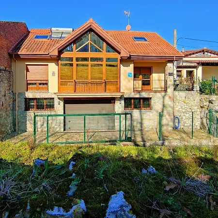빌라 Vv Valparon Porrua De Llanes Porrúa